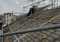 屋根足場施工